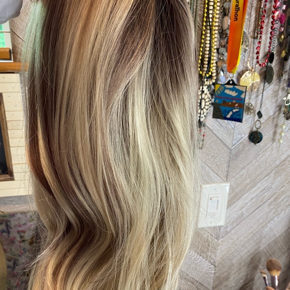 Chelsey Smith Cosmetics Haper Royalty Coloring - Picture 6 of 10